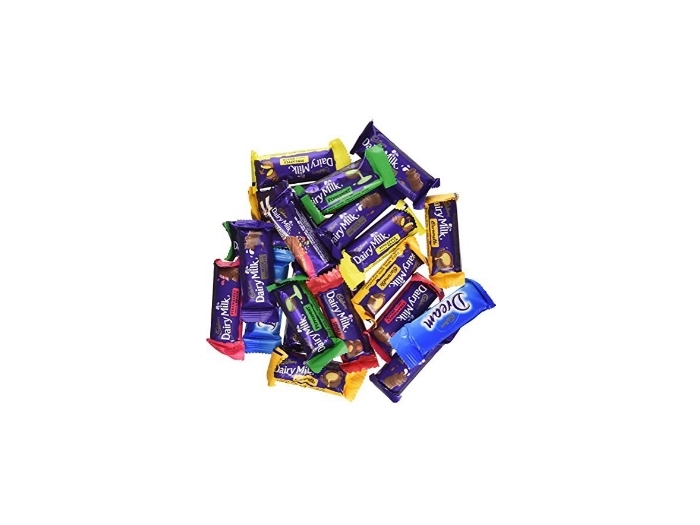  12 Cadbury Favourites Mini Blocks